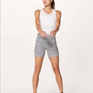 Lululemon Train Times Shorts- ditsy daisy